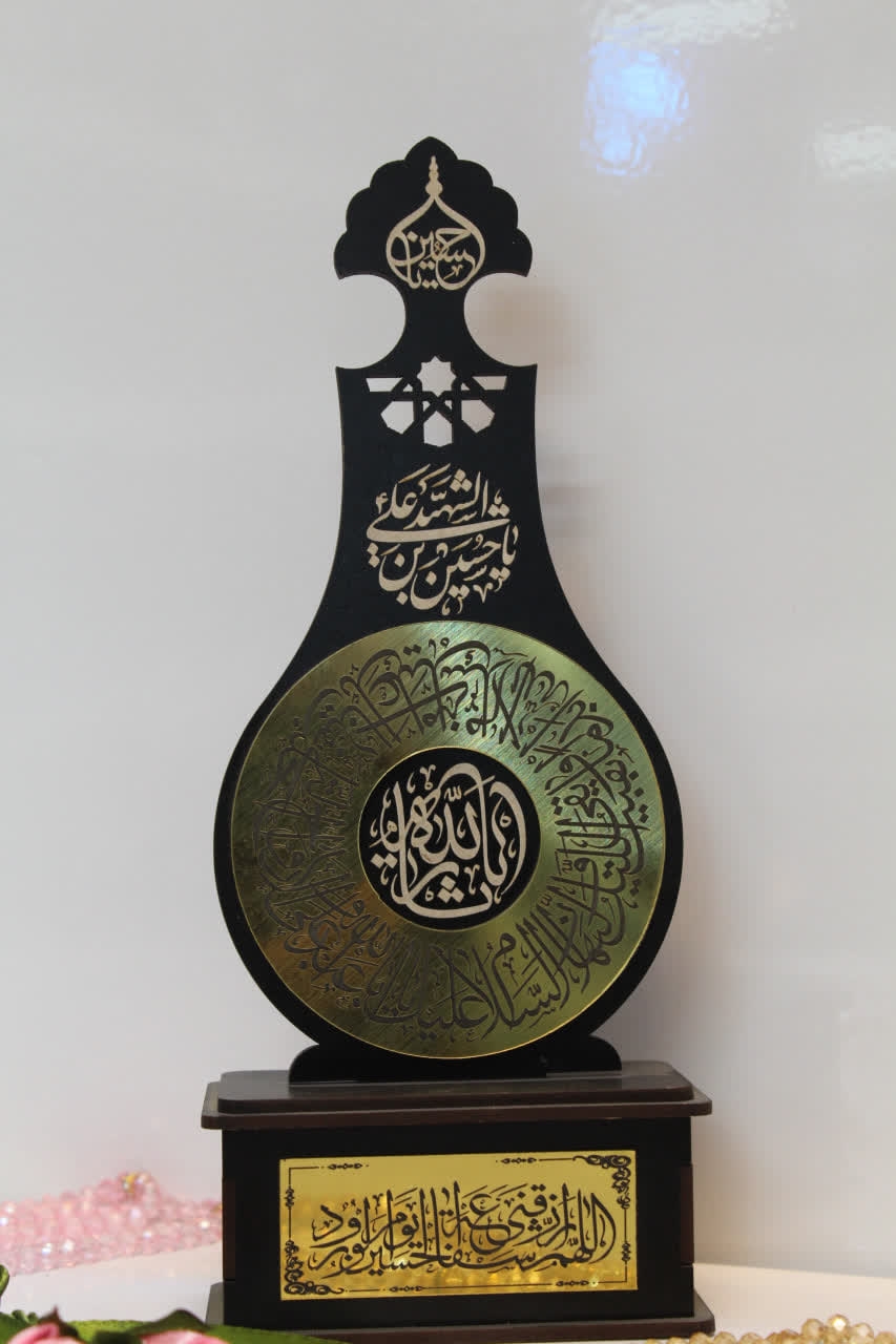 تندیس رومیزی با حک لیزری